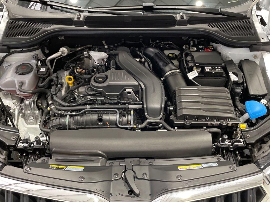 Skoda Kamiq 1.5 TSI Design 110 kW (150 CV) - 12