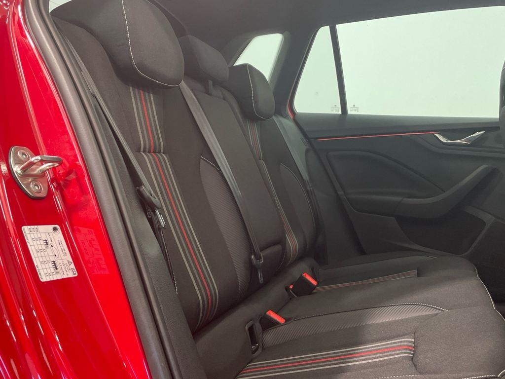 Skoda Kamiq 1.5 TSI Monte Carlo DSG 110 kW (150 CV) - 5