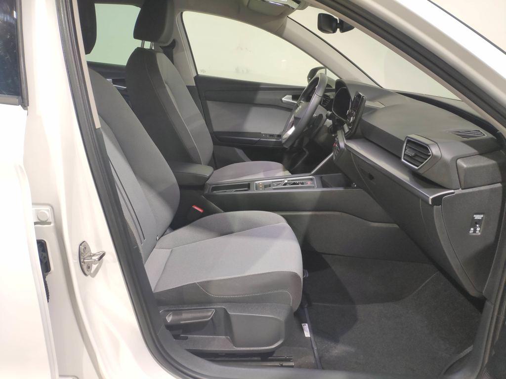 SEAT León 1.5 eTSI Style 25 Aniversario DSG 85 kW (116 CV) - 4