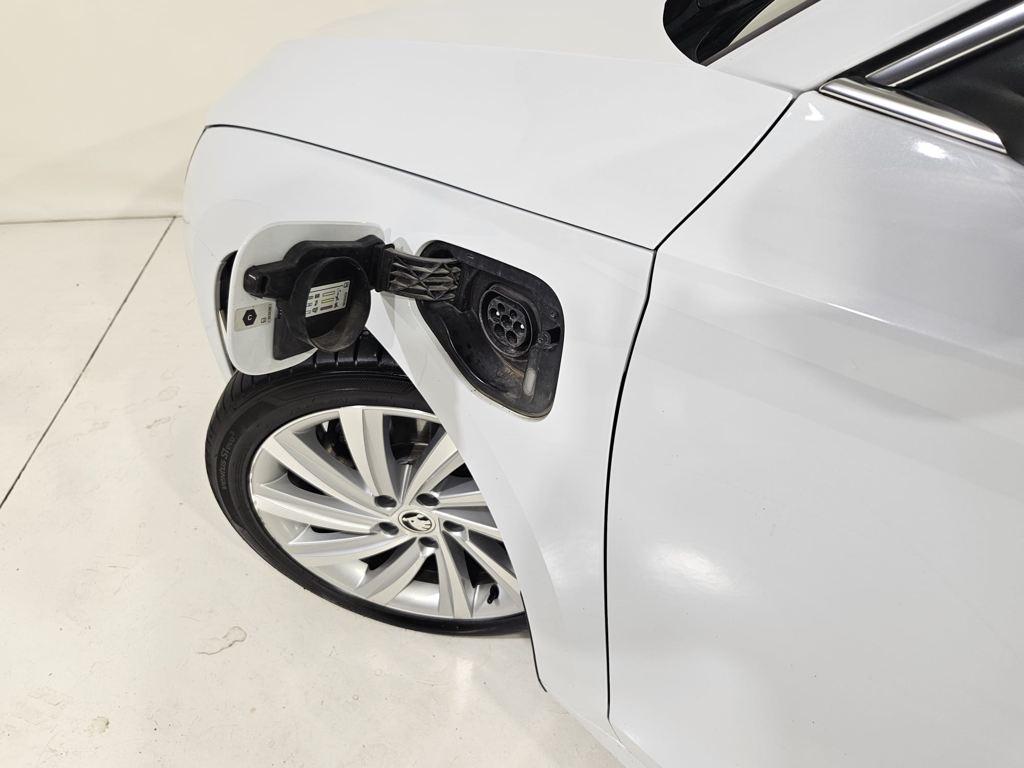 Skoda Octavia Combi 1.4 TSI PHEV Ambition DSG 150 kW (204 CV) - 10