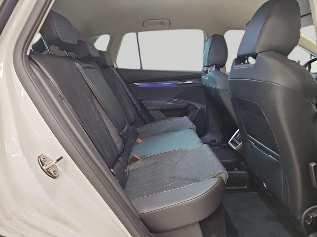 Skoda Elroq 60 63 kWh 150 kW (204 CV) - 5