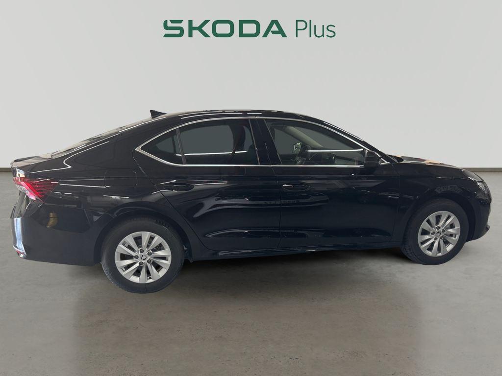 Skoda Octavia 1.5 TSI m-HEV Selection DSG 110 kW (150 CV) - 2