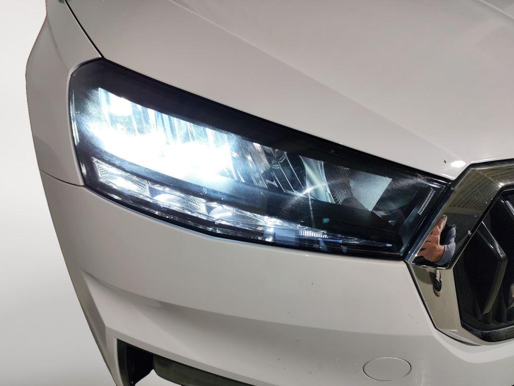 Skoda Fabia 1.0 TSI Selection DSG 85 kW (115 CV) - 10