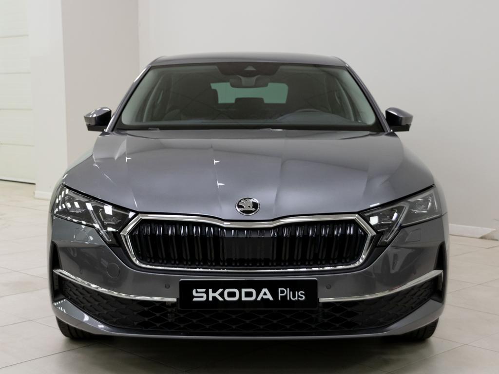 Skoda Octavia 1.5 TSI m-HEV Design DSG 110 kW (150 CV) - 9
