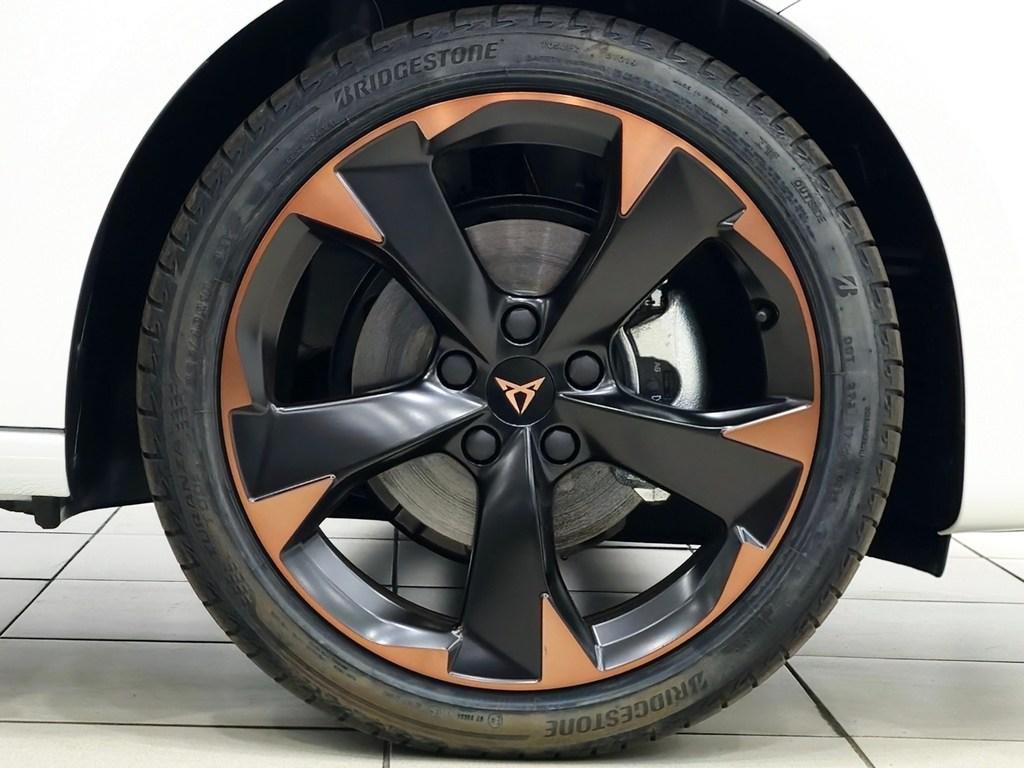 CUPRA Leon Sportstourer 1.5 eTSI DSG 110 kW (150 CV) - 7