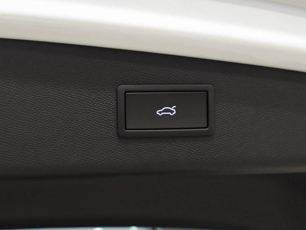 CUPRA Leon Sportstourer 1.5 eTSI DSG 110 kW (150 CV) - 9