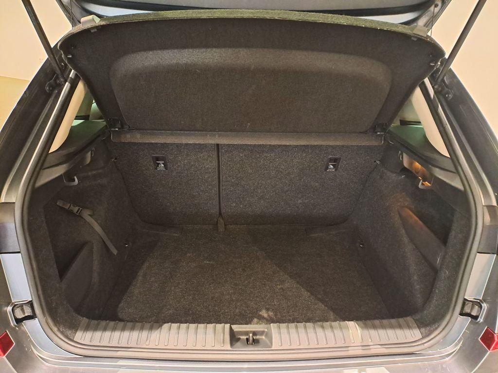 Skoda Kamiq 1.0 TSI Selection DSG 85 kW (115 CV) - 6