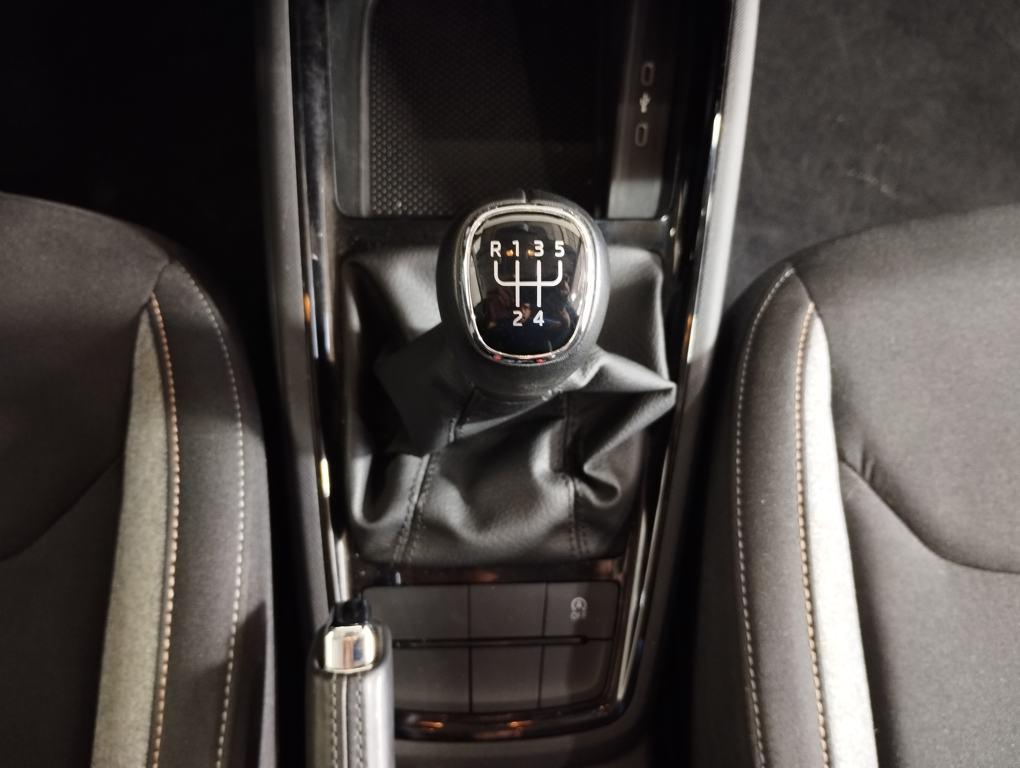 Skoda Kamiq 1.0 TSI Selection 70 kW (95 CV) - 10