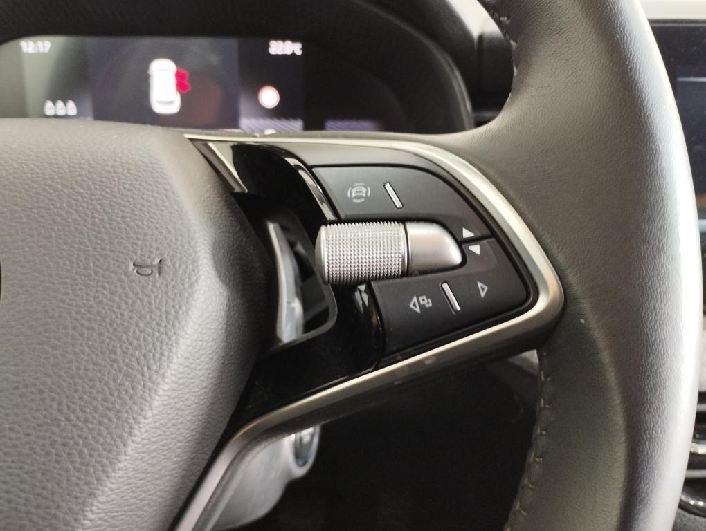 Skoda Kamiq 1.0 TSI Selection 70 kW (95 CV) - 14