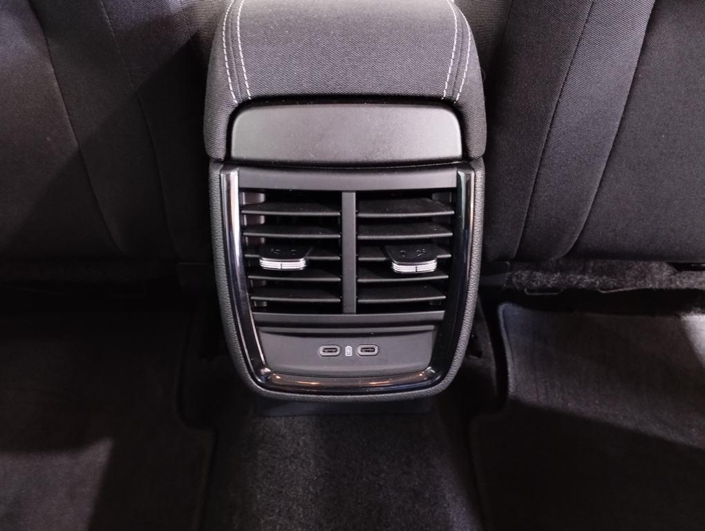 Skoda Kamiq 1.0 TSI Selection 70 kW (95 CV) - 16