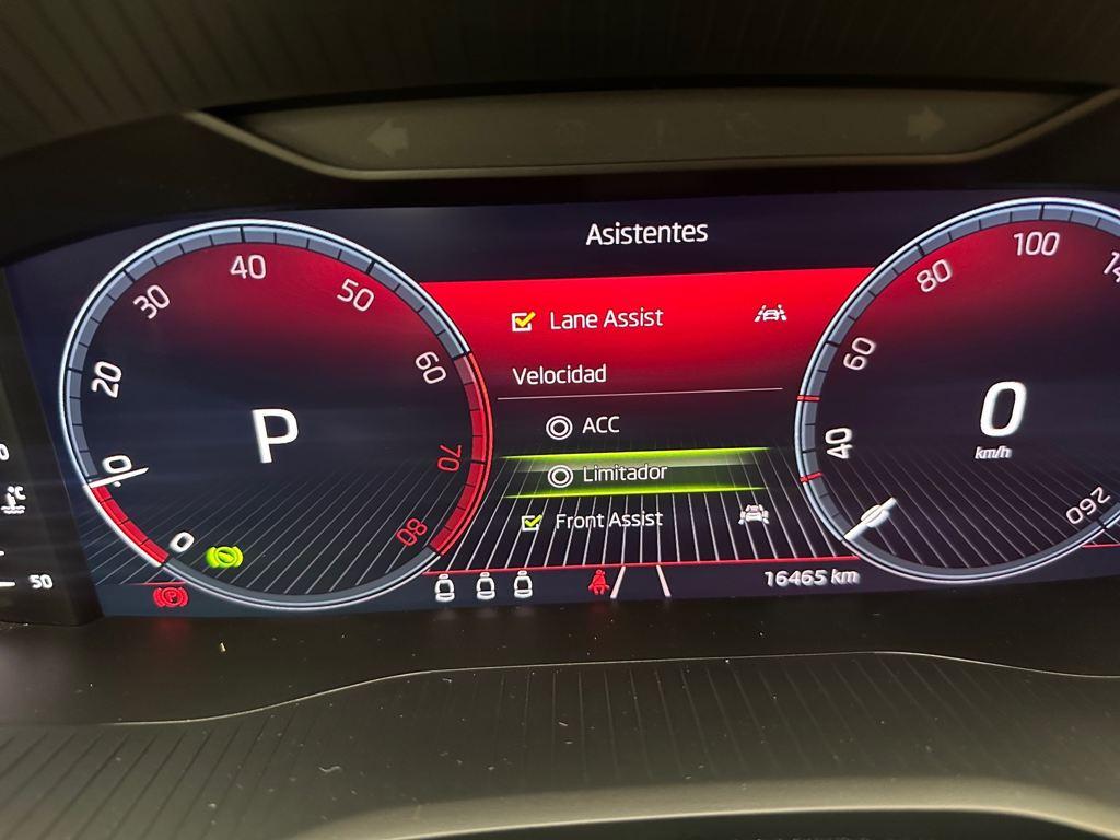 Skoda Karoq 1.5 TSI ACT Ambition DSG 110 kW (150 CV) - 14