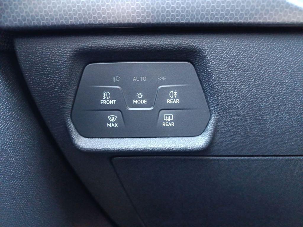 SEAT León 2.0 TDI S&S Style XS 85 kW (115 CV) - 11