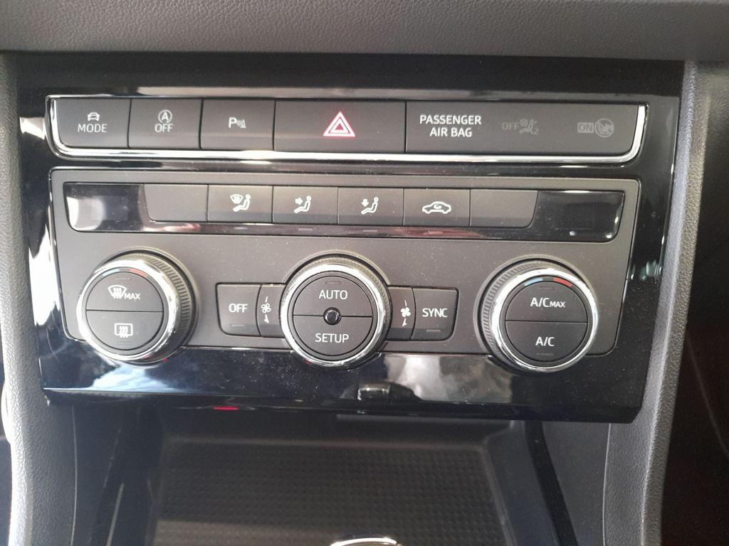 SEAT León 2.0 TDI S&S FR DSG 110 kW (150 CV) - 11