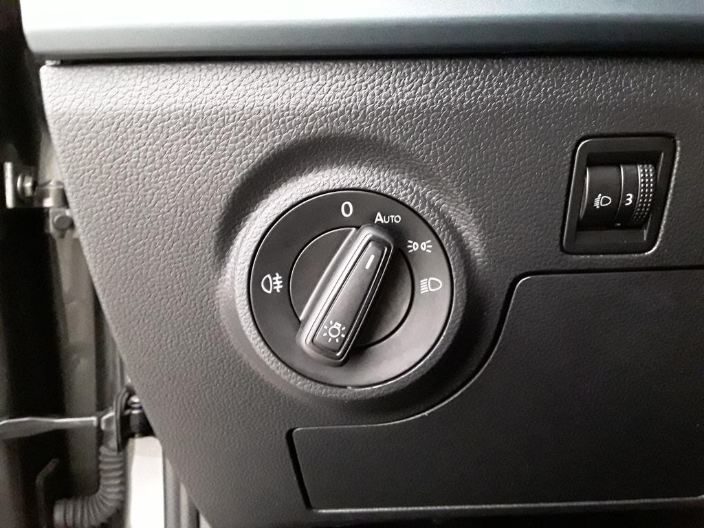 SEAT Arona 1.0 TSI S&S Xperience XM DSG 85 kW (115 CV) - 12