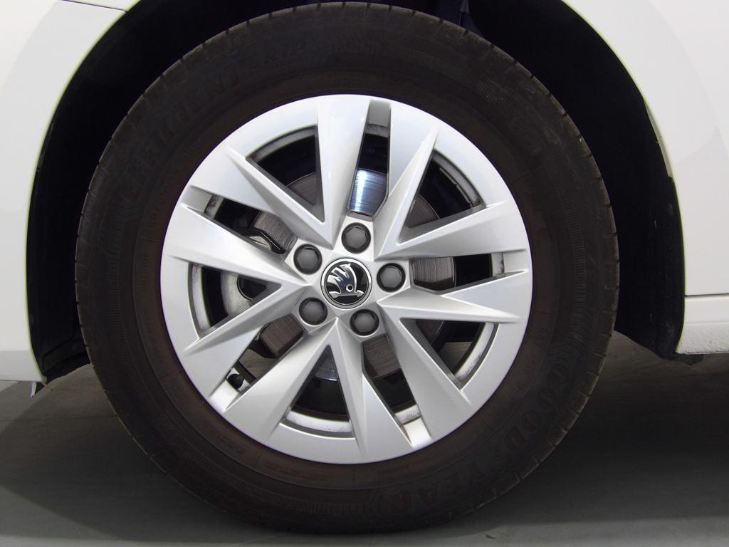 Skoda Fabia 1.0 MPI Ambition 59 kW (80 CV) - 7