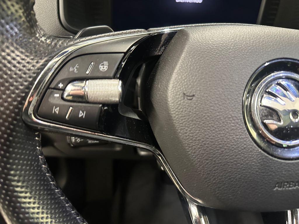 Skoda Karoq 1.5 TSI ACT Sportline DSG 110 kW (150 CV) - 8