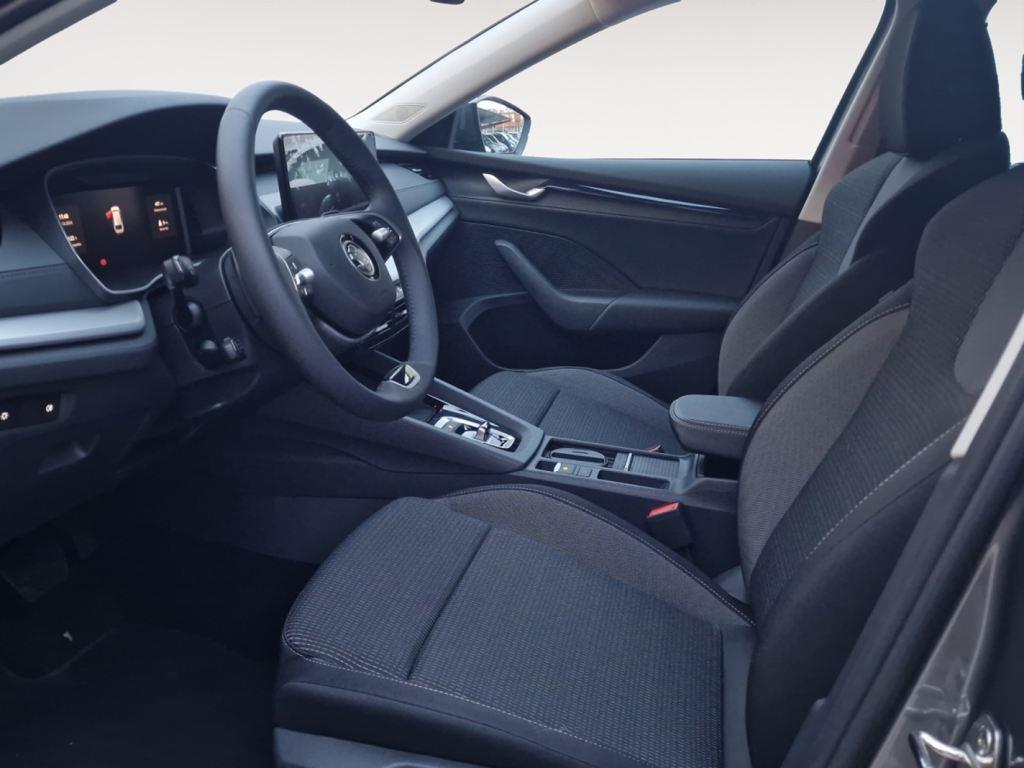 Skoda Octavia Combi 1.5 TSI m-HEV Selection DSG 110 kW (150 CV) - 9