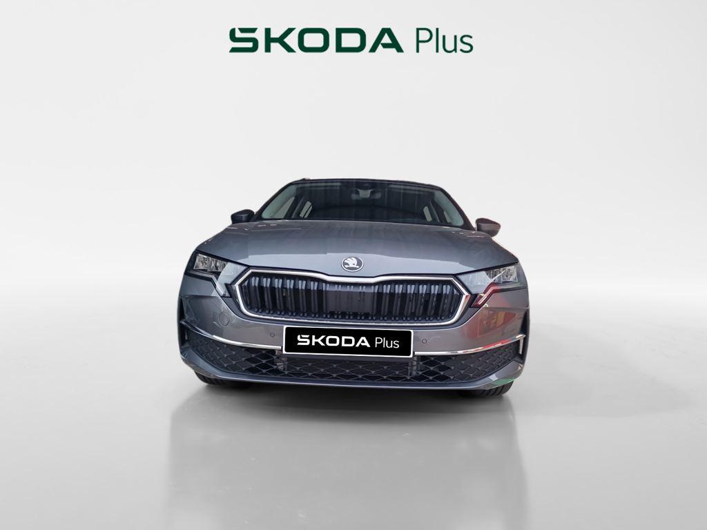 Skoda Octavia Combi 1.5 TSI m-HEV Selection DSG 110 kW (150 CV) - 11