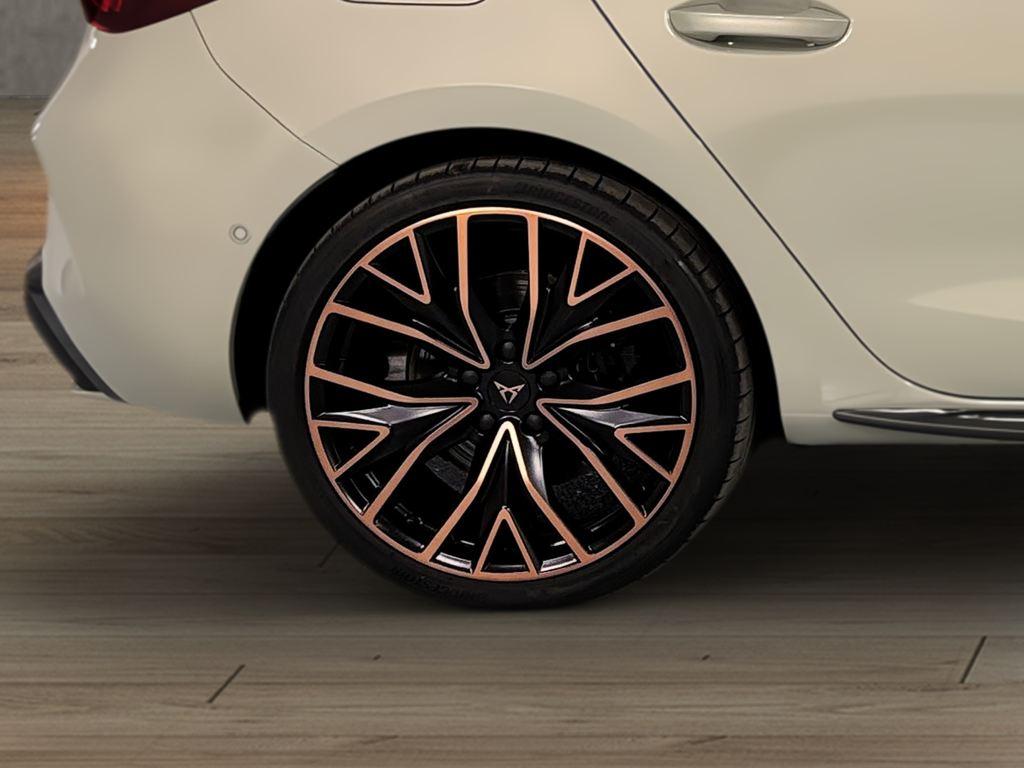 CUPRA León 1.5 TSI e-Hybrid VZ DSG 200 kW (272 CV) - 7