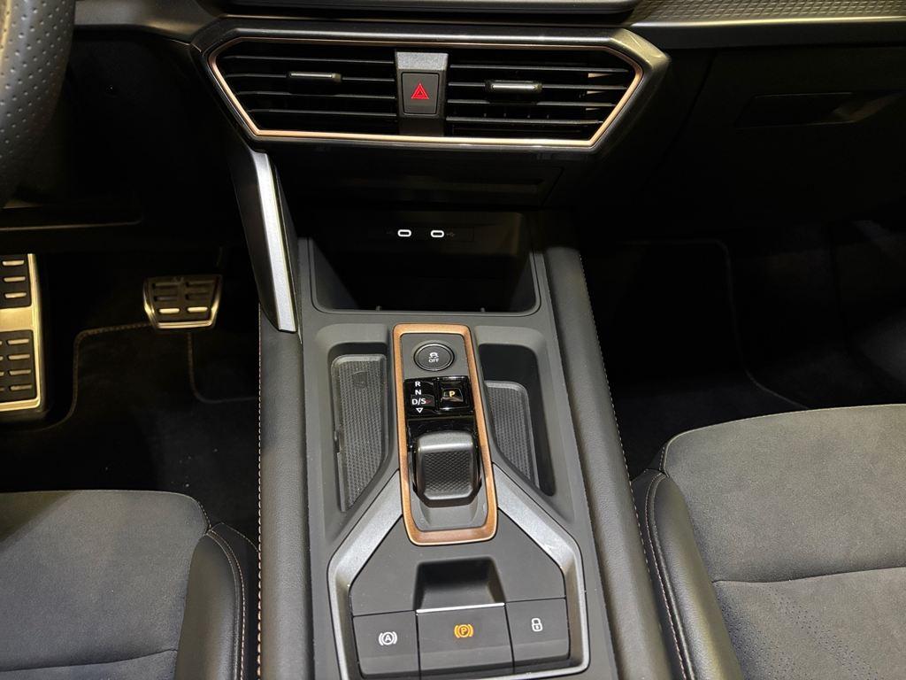 CUPRA León 1.5 TSI e-Hybrid VZ DSG 200 kW (272 CV) - 10