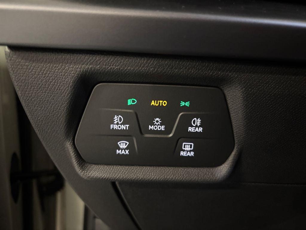 CUPRA León 1.5 TSI e-Hybrid VZ DSG 200 kW (272 CV) - 13