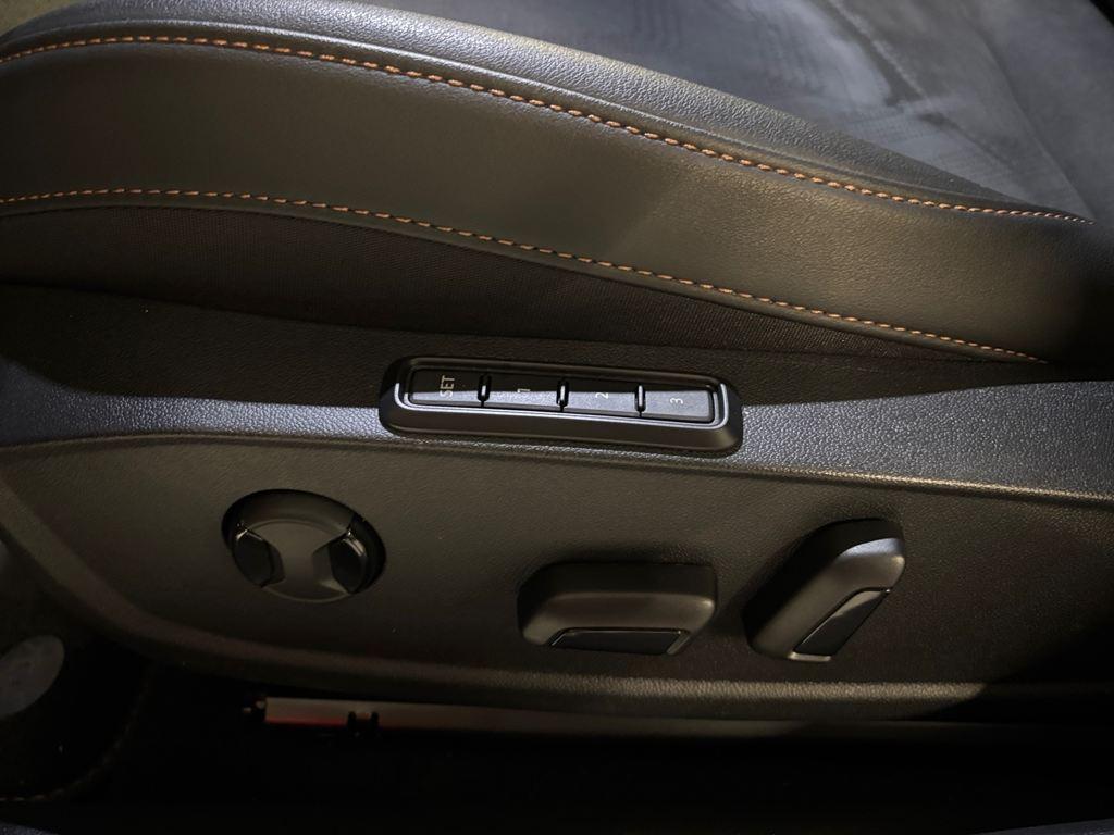 CUPRA León 1.5 TSI e-Hybrid VZ DSG 200 kW (272 CV) - 15