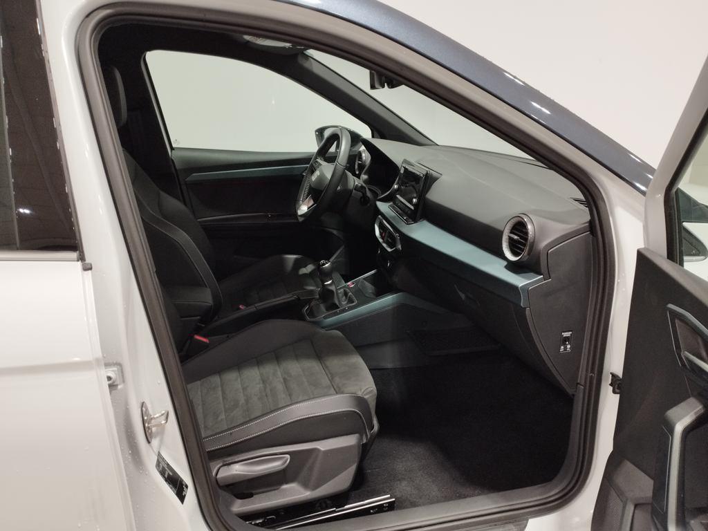 SEAT Arona 1.0 TSI Xperience Special Edition 85 kW (115 CV) - 4