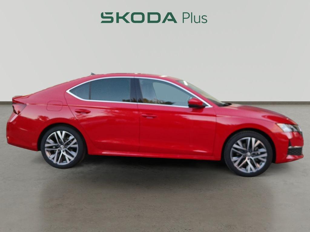 Skoda Octavia 1.5 TSI m-HEV Design DSG 110 kW (150 CV) - 2