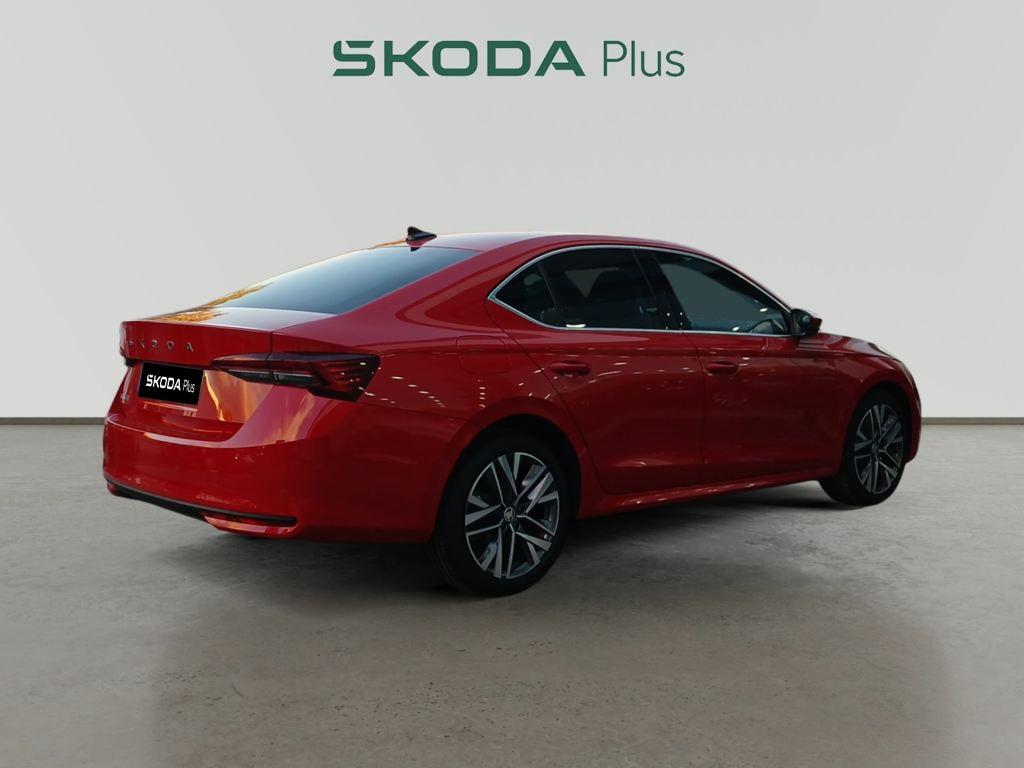 Skoda Octavia 1.5 TSI m-HEV Design DSG 110 kW (150 CV) - 9