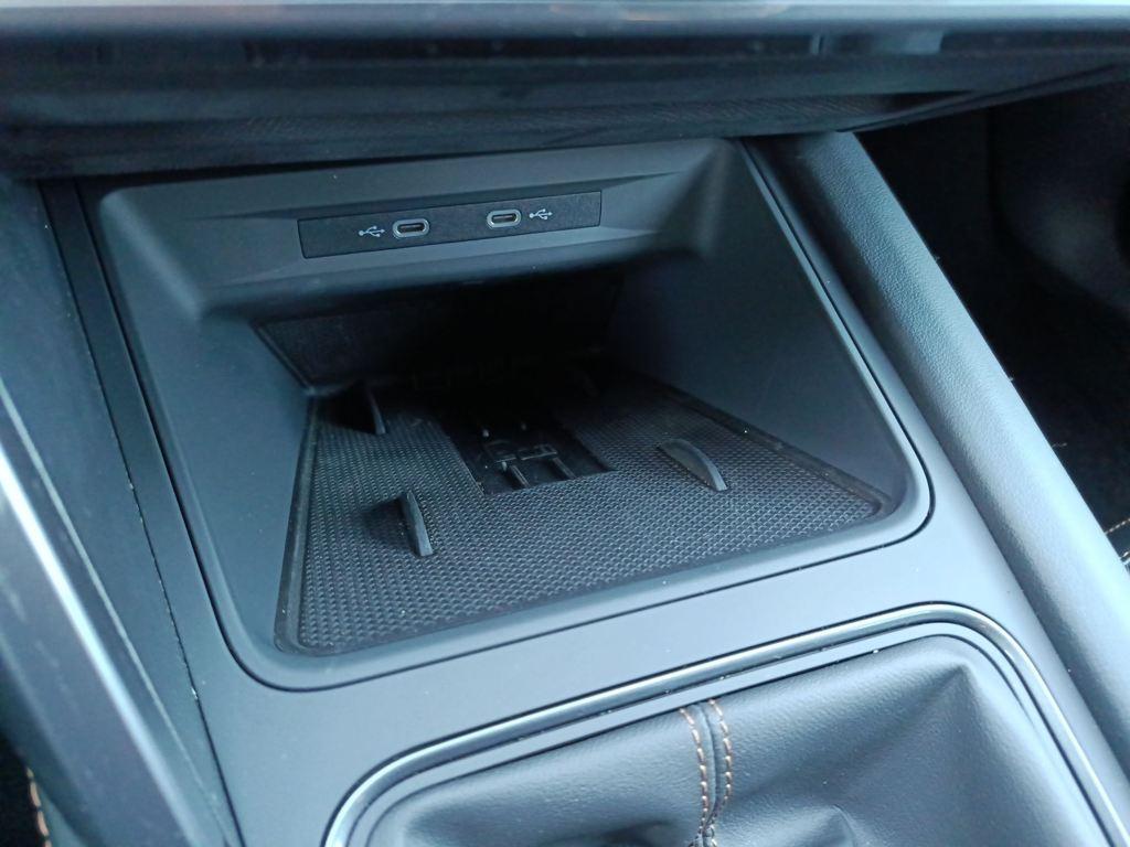 CUPRA Leon Sportstourer 1.5 TSI 110 kW (150 CV) - 12