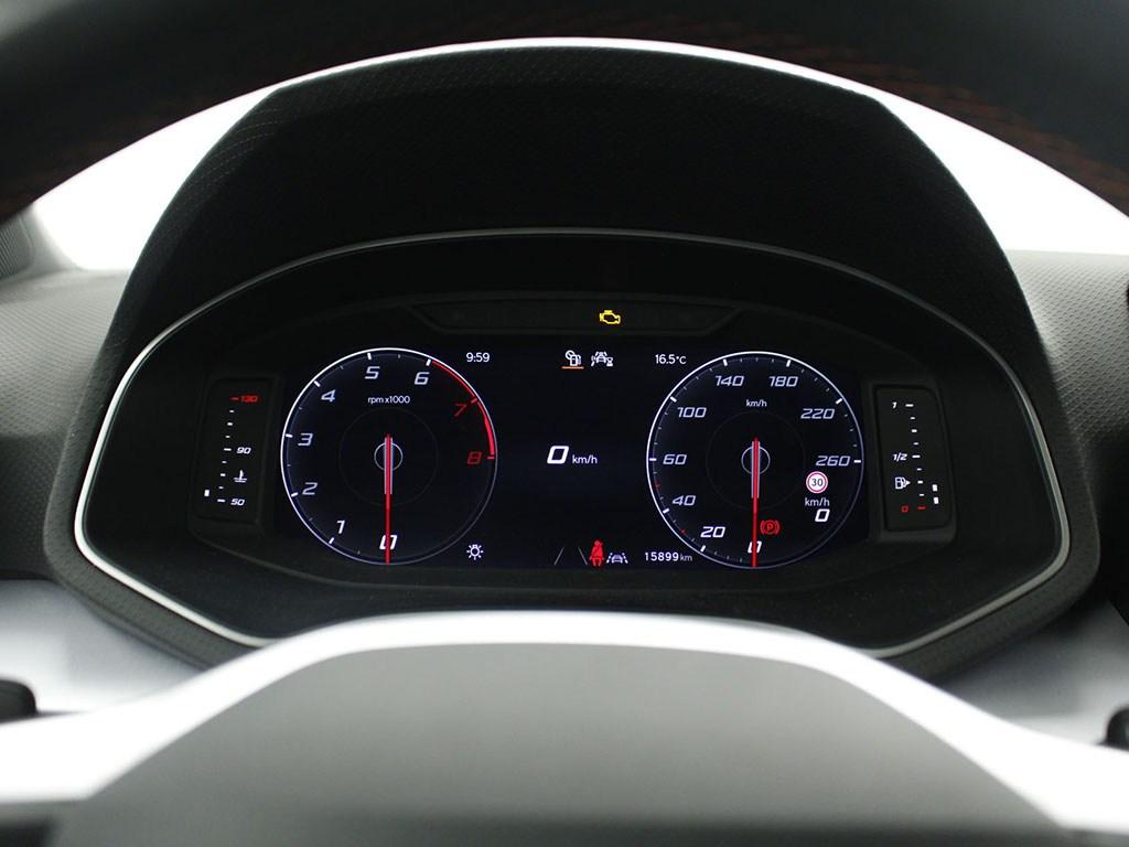 SEAT Arona 1.0 TSI FR Special Edition 85 kW (115 CV) - 8