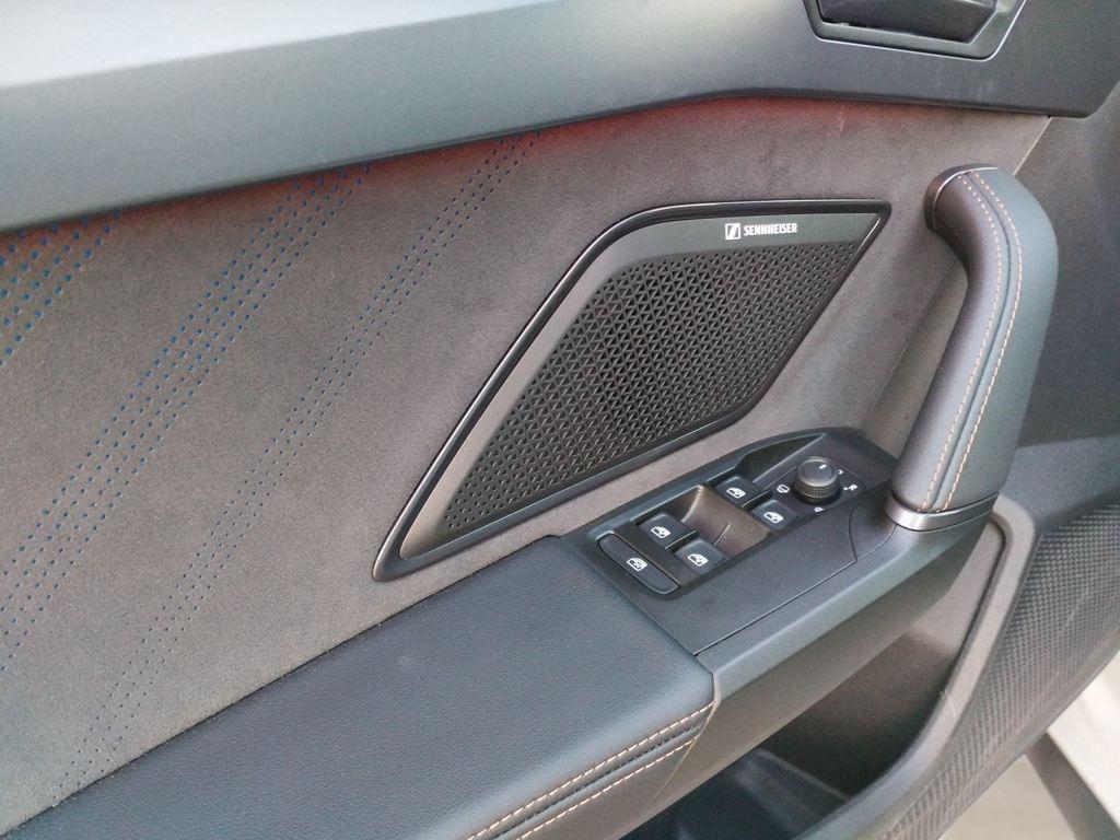 CUPRA Leon Sportstourer 1.5 eTSI DSG 110 kW (150 CV) - 8