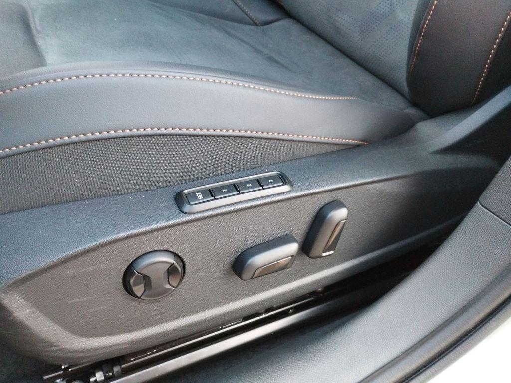 CUPRA Leon Sportstourer 1.5 eTSI DSG 110 kW (150 CV) - 9