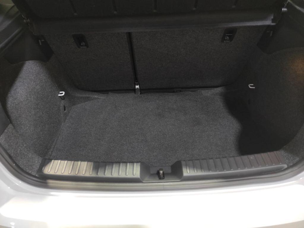 SEAT Ibiza 1.0 TSI Style Plus 81 kW (110 CV) - 6