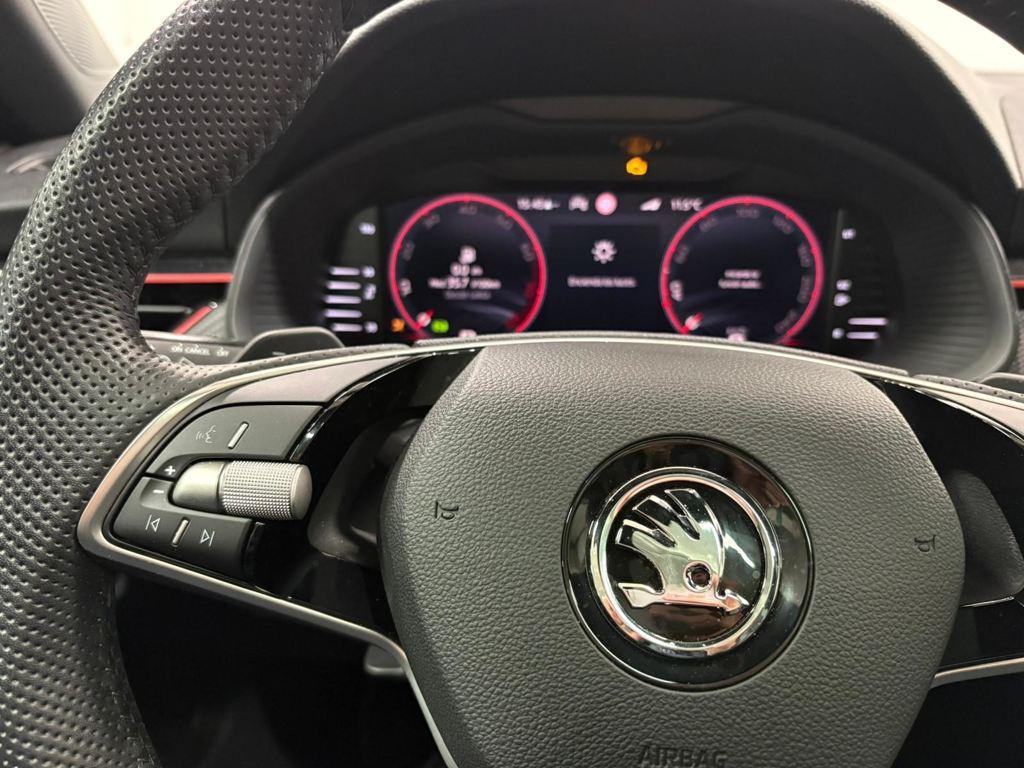 Skoda Kamiq 1.0 TSI Montecarlo DSG 85 kW (115 CV) - 11