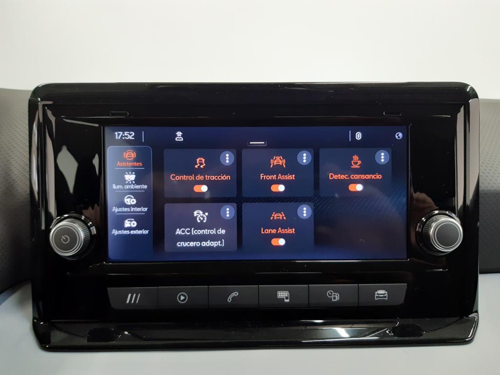 SEAT Arona 1.0 TSI Style XM 85 kW (115 CV) - 13