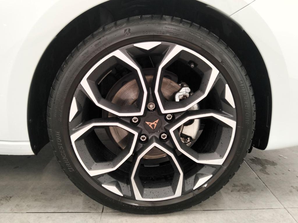 CUPRA Leon Sportstourer 1.5 eTSI DSG 110 kW (150 CV) - 7