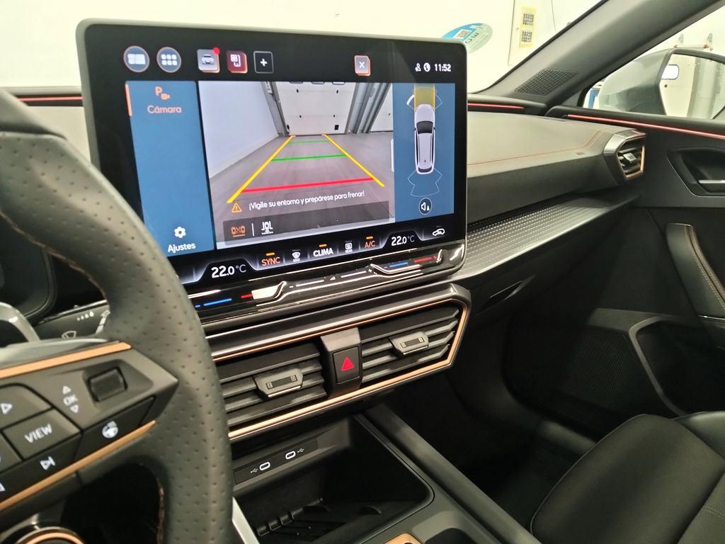 CUPRA Leon Sportstourer 1.5 eTSI DSG 110 kW (150 CV) - 10