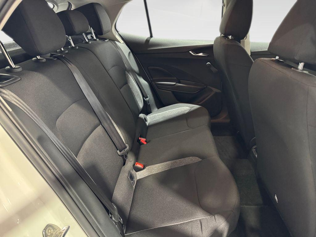 Skoda Fabia 1.0 TSI Active 70 kW (95 CV) - 5