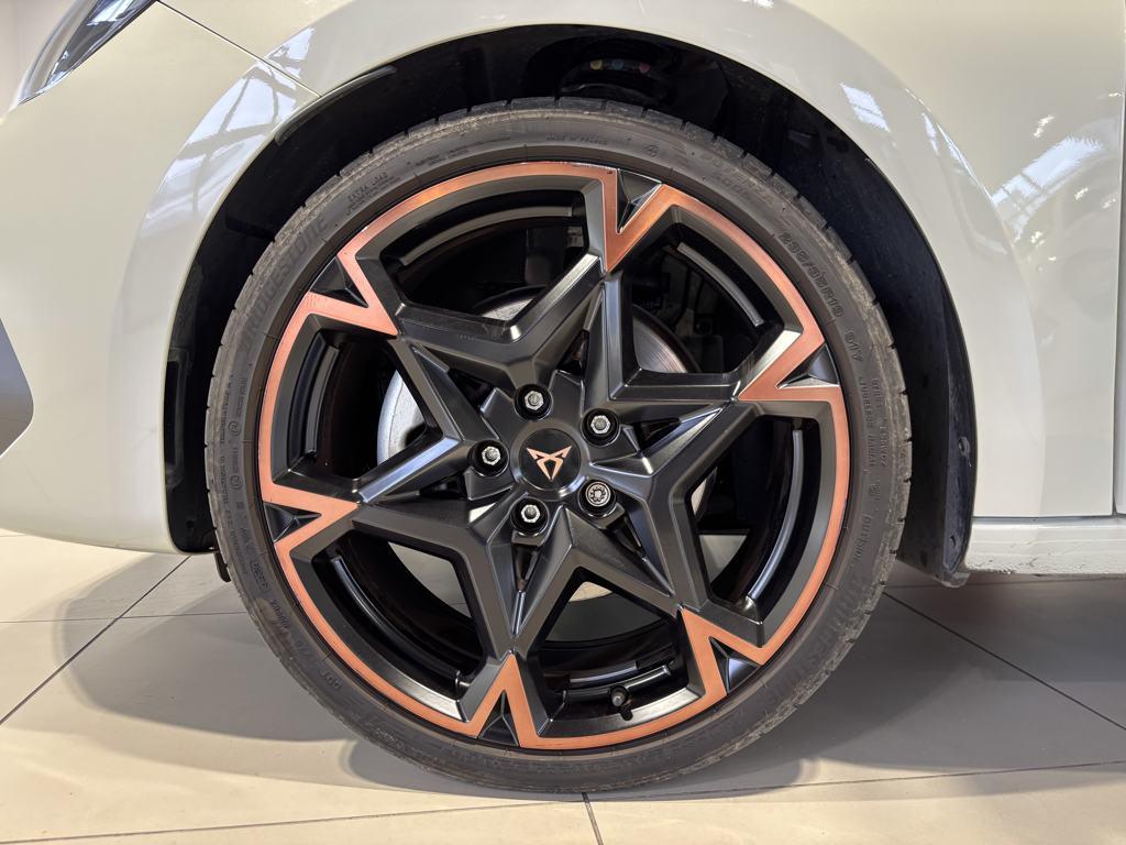 CUPRA Leon Sportstourer 1.5 eTSI DSG 110 kW (150 CV) - 7