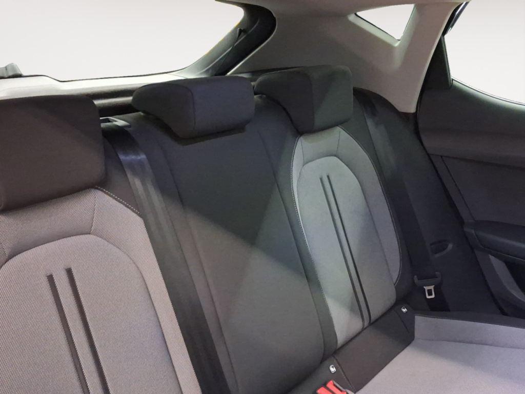 SEAT León 1.5 TSI S&S Style 25 Aniversario 85 kW (116 CV) - 5