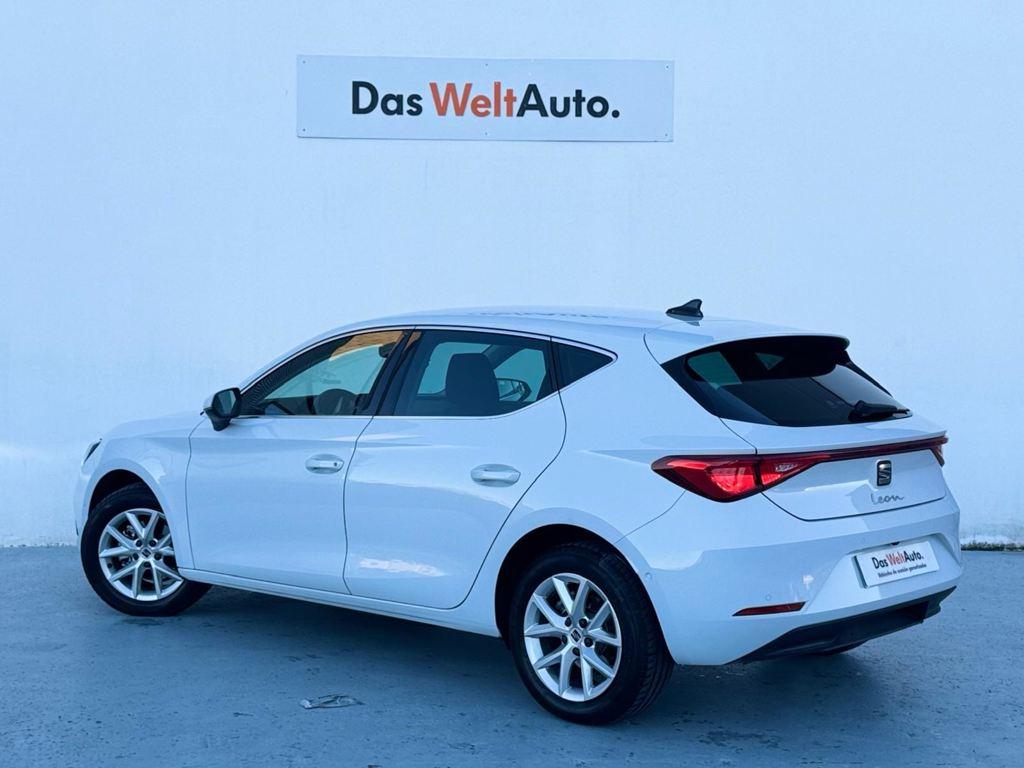 SEAT León 1.5 eTSI Style 25 Aniversario DSG 85 kW (116 CV) - 1