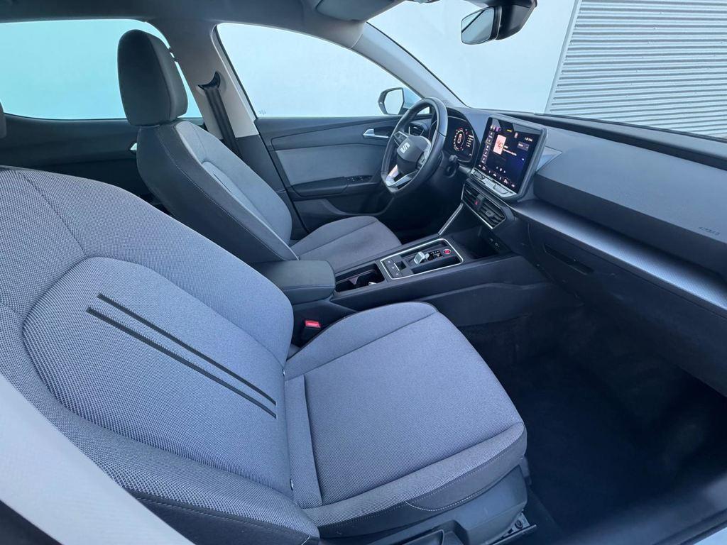 SEAT León 1.5 eTSI Style 25 Aniversario DSG 85 kW (116 CV) - 4