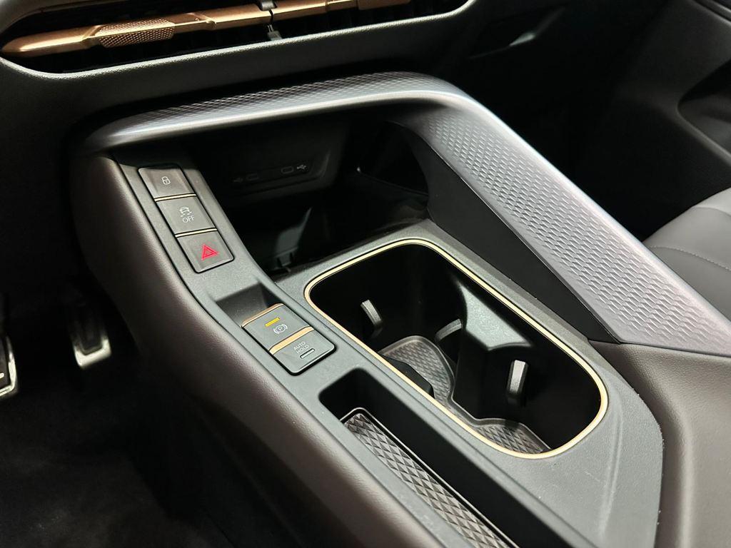 CUPRA Terramar 1.5 TSI e-Hybrid VZ DSG 200 kW (272 CV) - 14