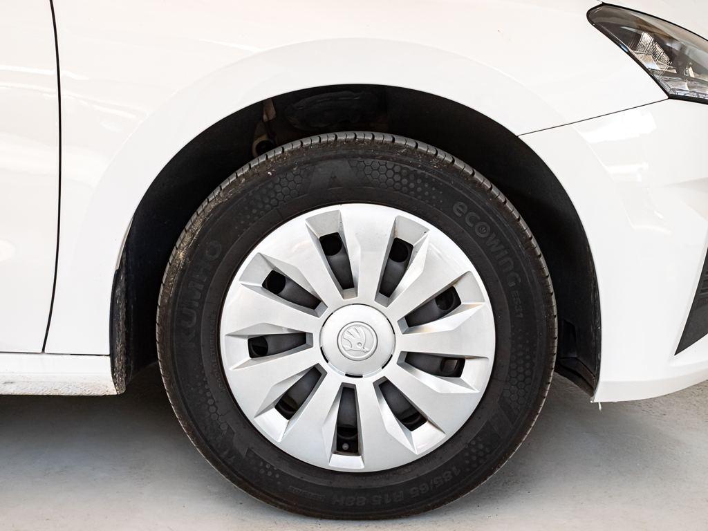 Skoda Fabia 1.0 MPI Active 59 kW (80 CV) - 7