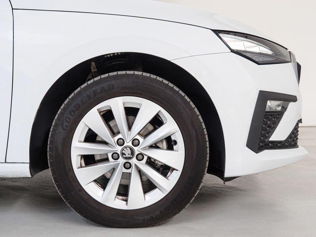 Skoda Scala 1.0 TSI Selection 85 kW (115 CV) - 7