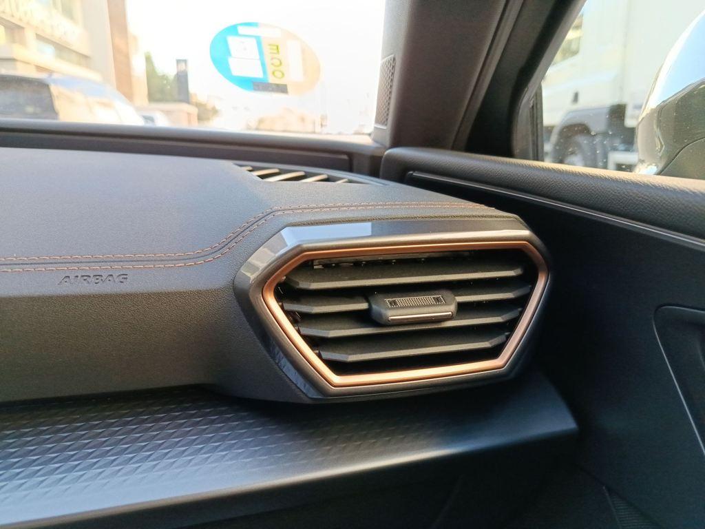 CUPRA León 1.5 eTSI DSG 110 kW (150 CV) - 10