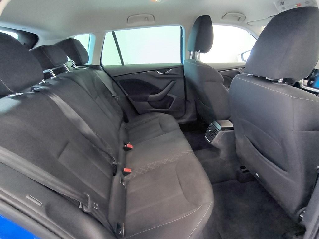 Skoda Kamiq 1.0 TSI Ambition 81 kW (110 CV) - 5