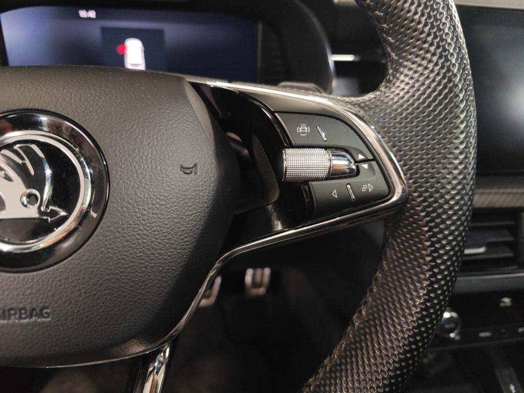 Skoda Kamiq 1.5 TSI Montecarlo DSG 110 kW (150 CV) - 9