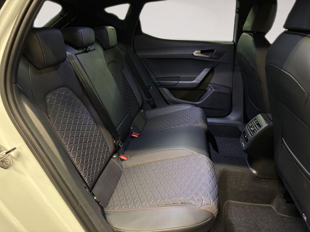 SEAT León ST 1.5 eTSI S&S FR Special Edition DSG 85 kW (116 CV) - 5